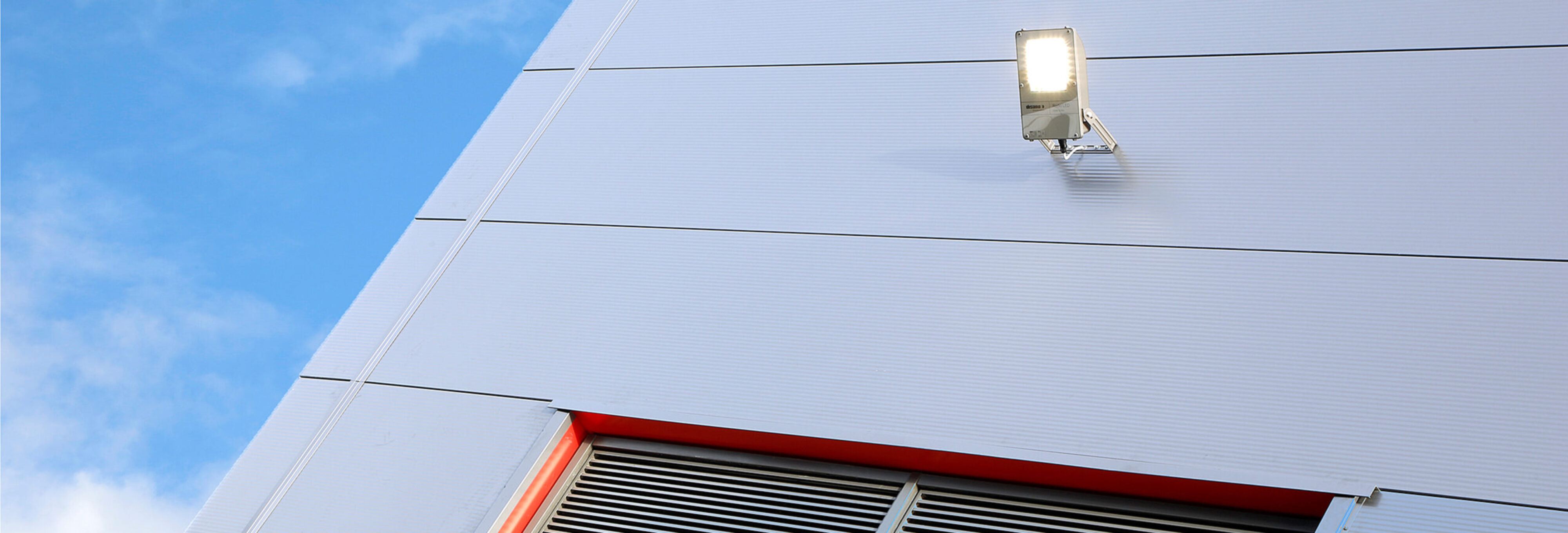 Insulated Wall Panels for improved building insulation