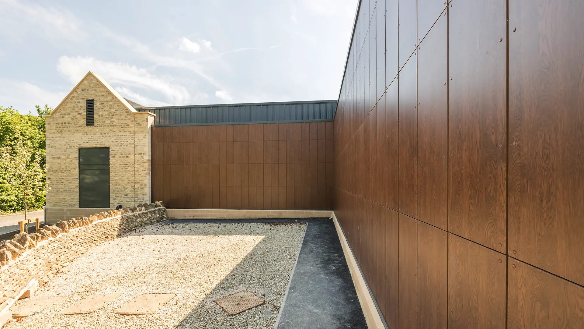 Rockpanel Woods Basalt panels